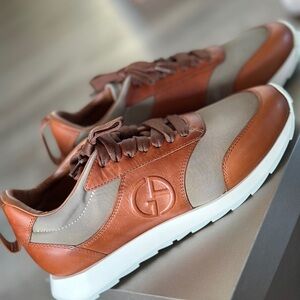 GIORGIO ARMANI Men's Low Top Leather Sneakers | Size US 9